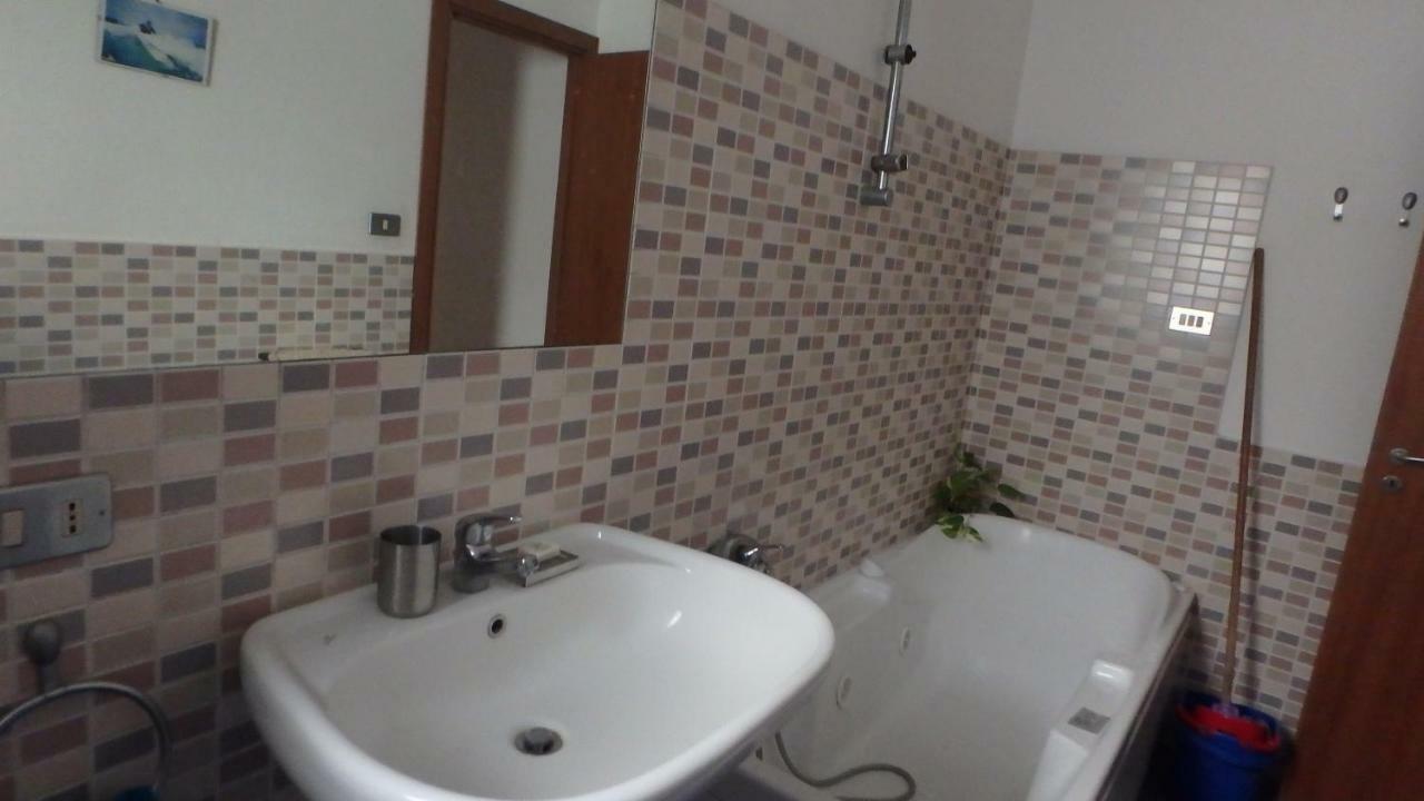 Camera Silenziosa Con Bagno Privato In Centro Citta Hotell Palermo Eksteriør bilde